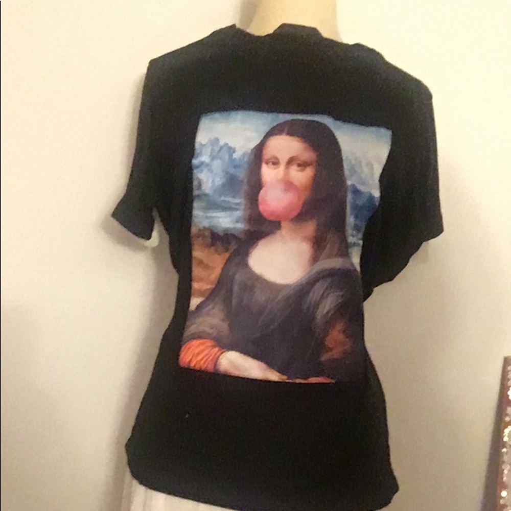 Bubblegum Mona Lisa T Shirt. 1 Small White & 1 Black Large